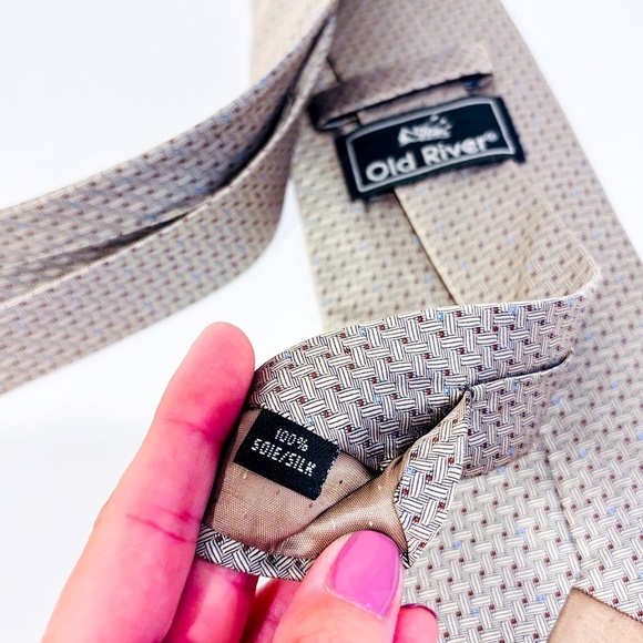 OLD‎ RIVER Beige patterned tie - Picture 4 of 4